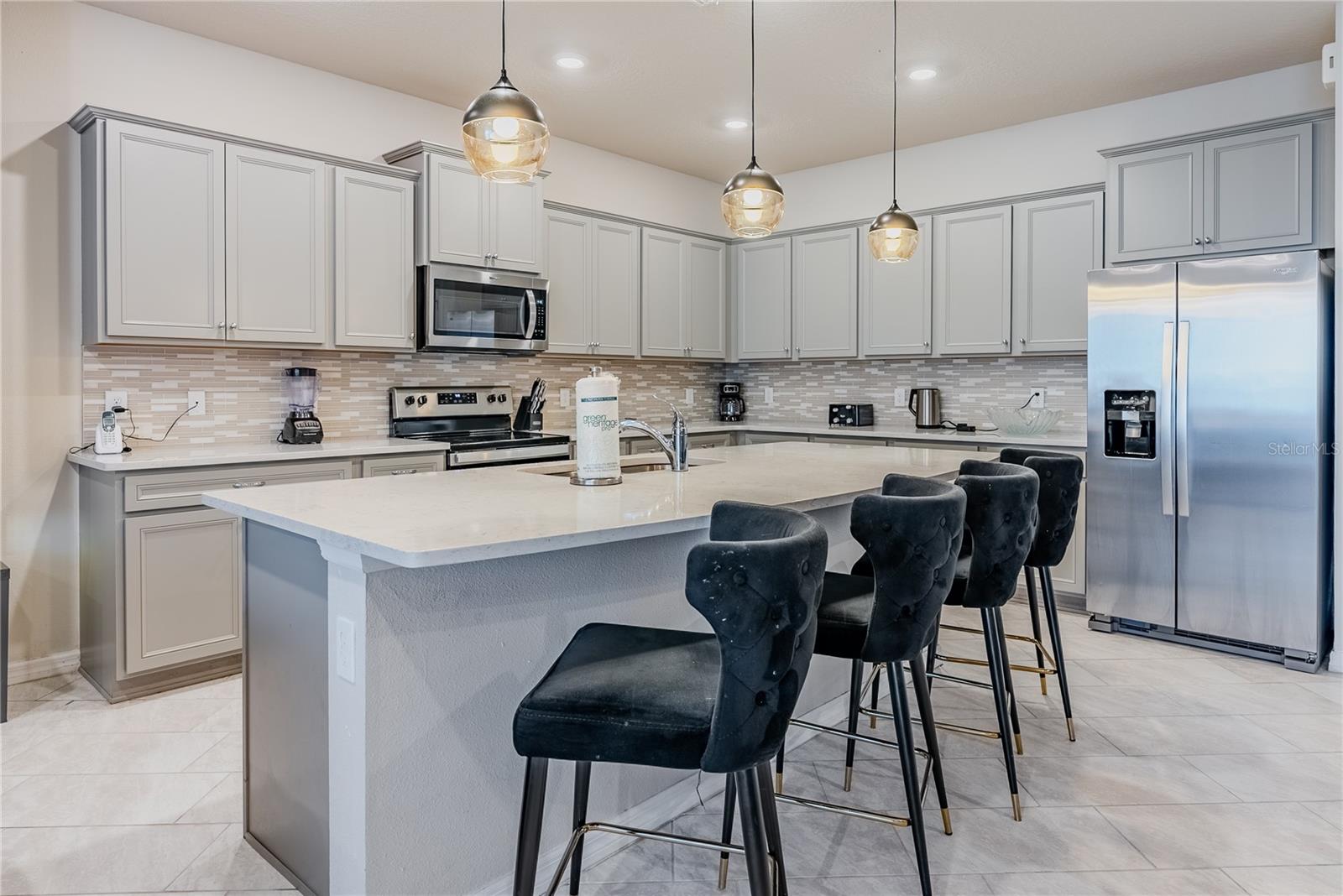 Image 8 of 100 For 2126 Lelani Circle