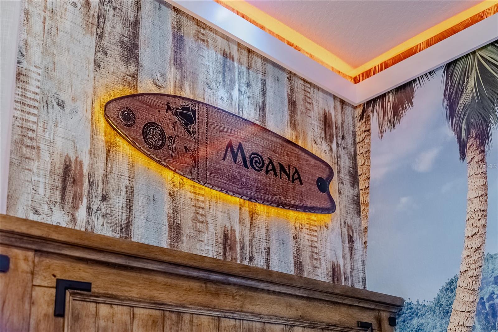 Image 81 of 100 For 2126 Lelani Circle