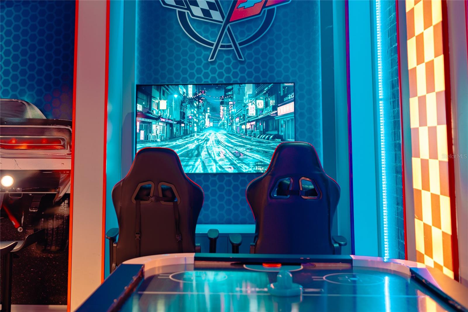 Image 88 of 100 For 2126 Lelani Circle