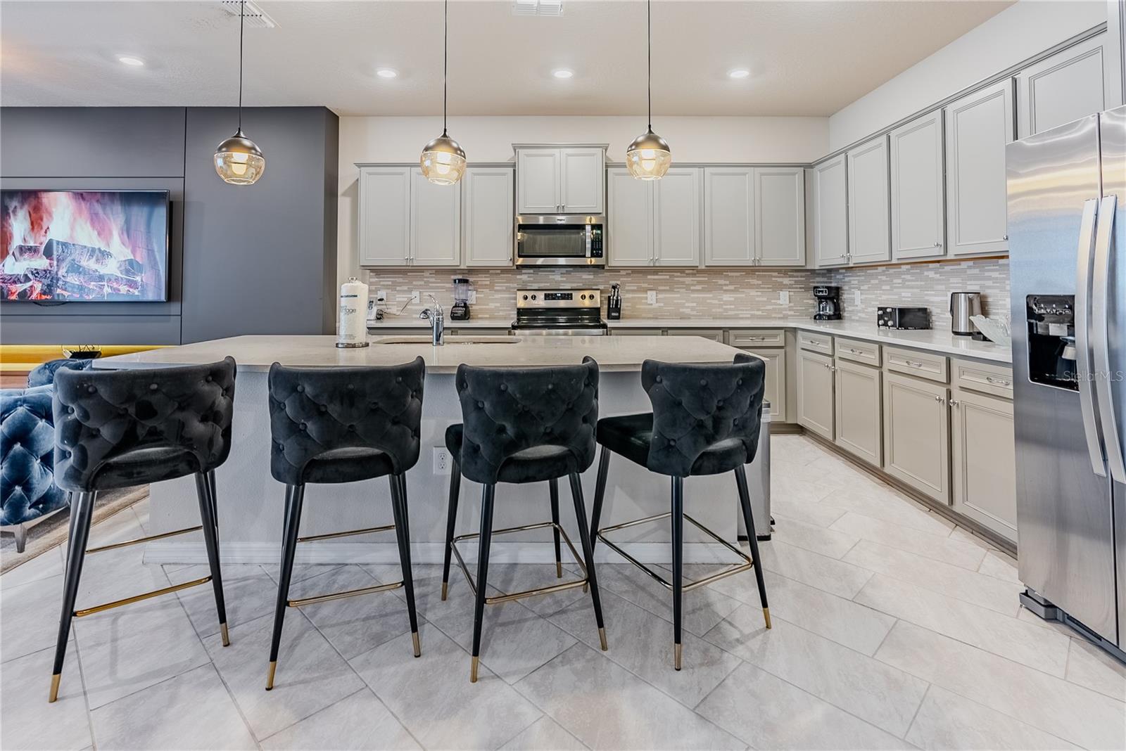 Image 9 of 100 For 2126 Lelani Circle