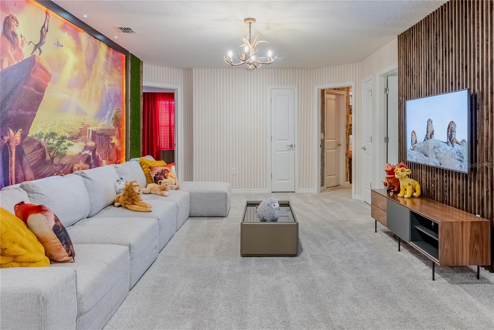 Image 95 of 100 For 2126 Lelani Circle