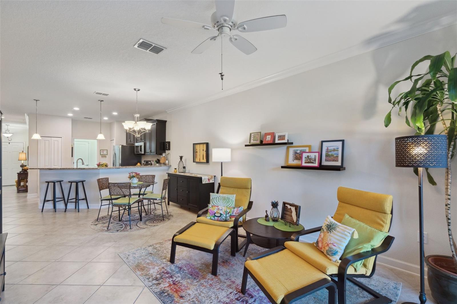 Image 8 of 62 For 3628 Solana Circle C