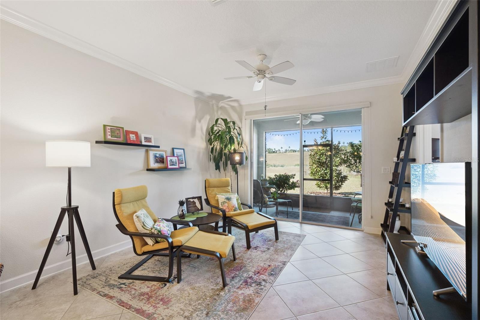 Image 9 of 62 For 3628 Solana Circle C