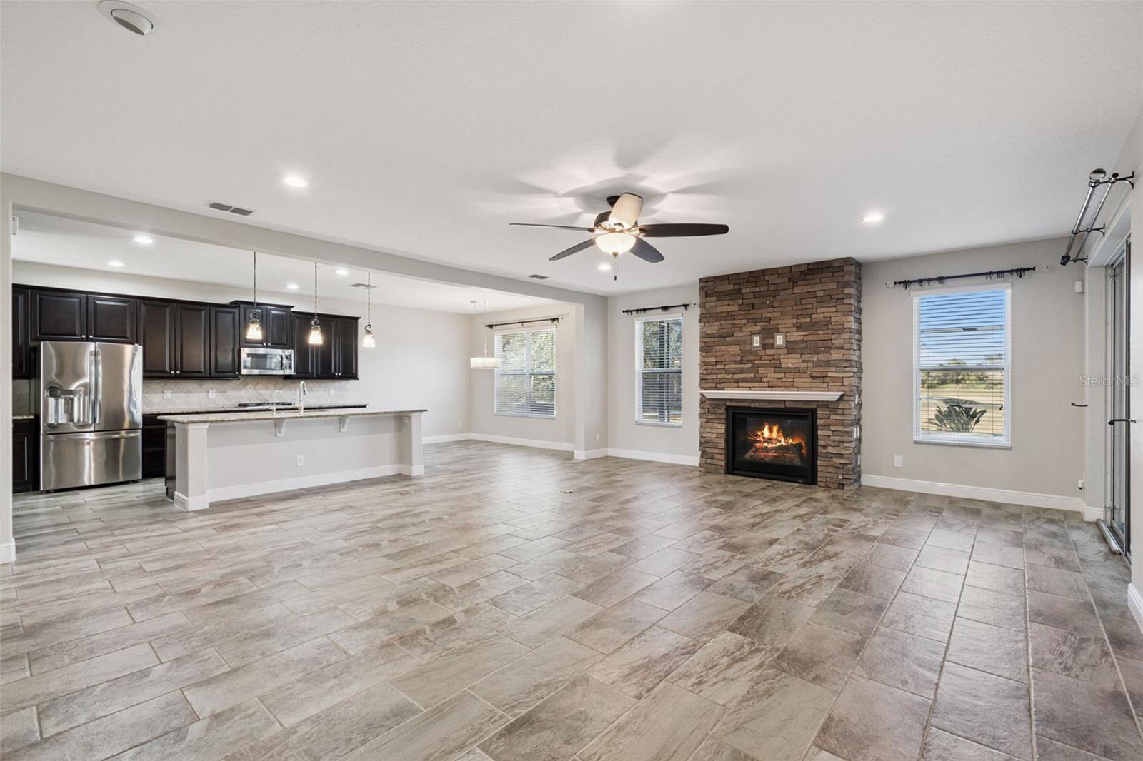 Image 12 of 56 For 14553 Driftwood Court