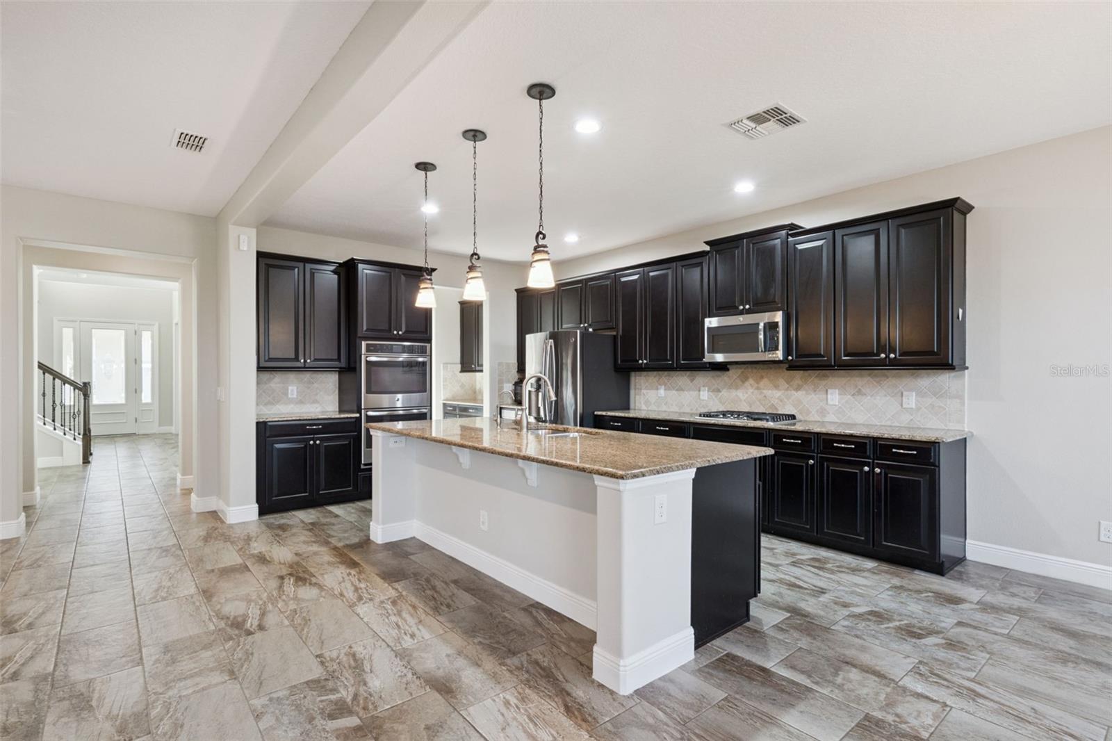 Image 14 of 56 For 14553 Driftwood Court