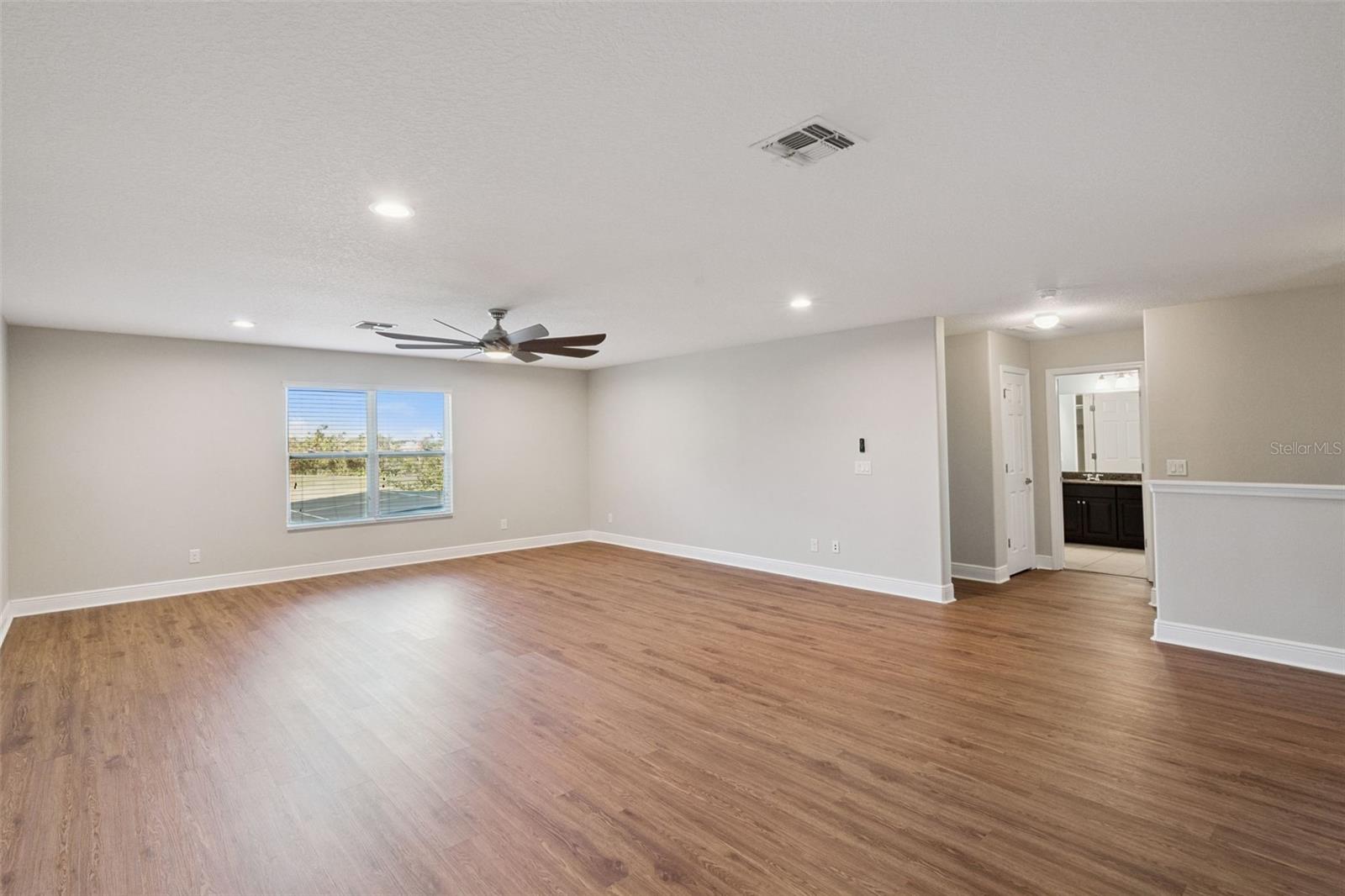 Image 30 of 56 For 14553 Driftwood Court