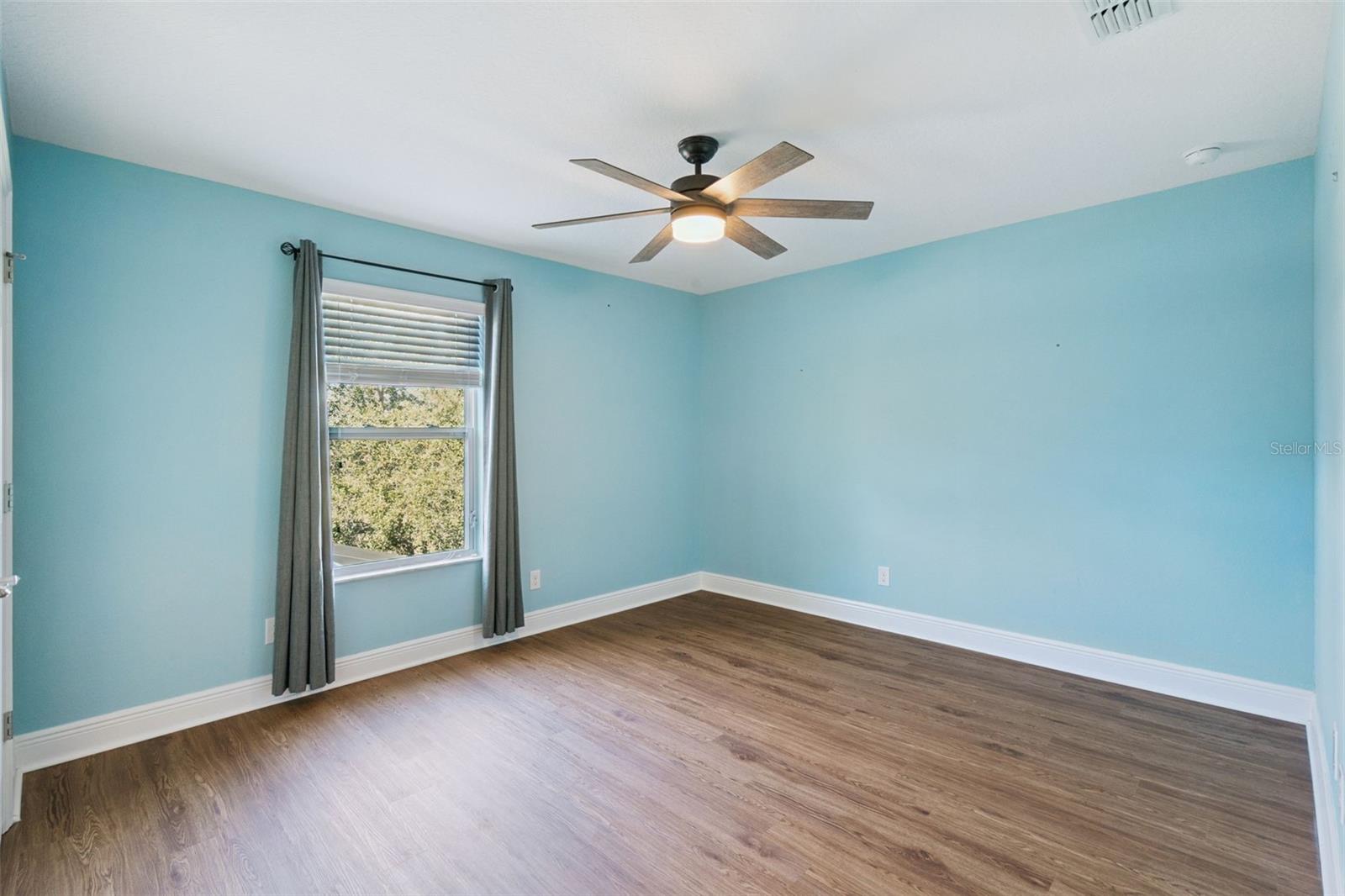 Image 31 of 56 For 14553 Driftwood Court