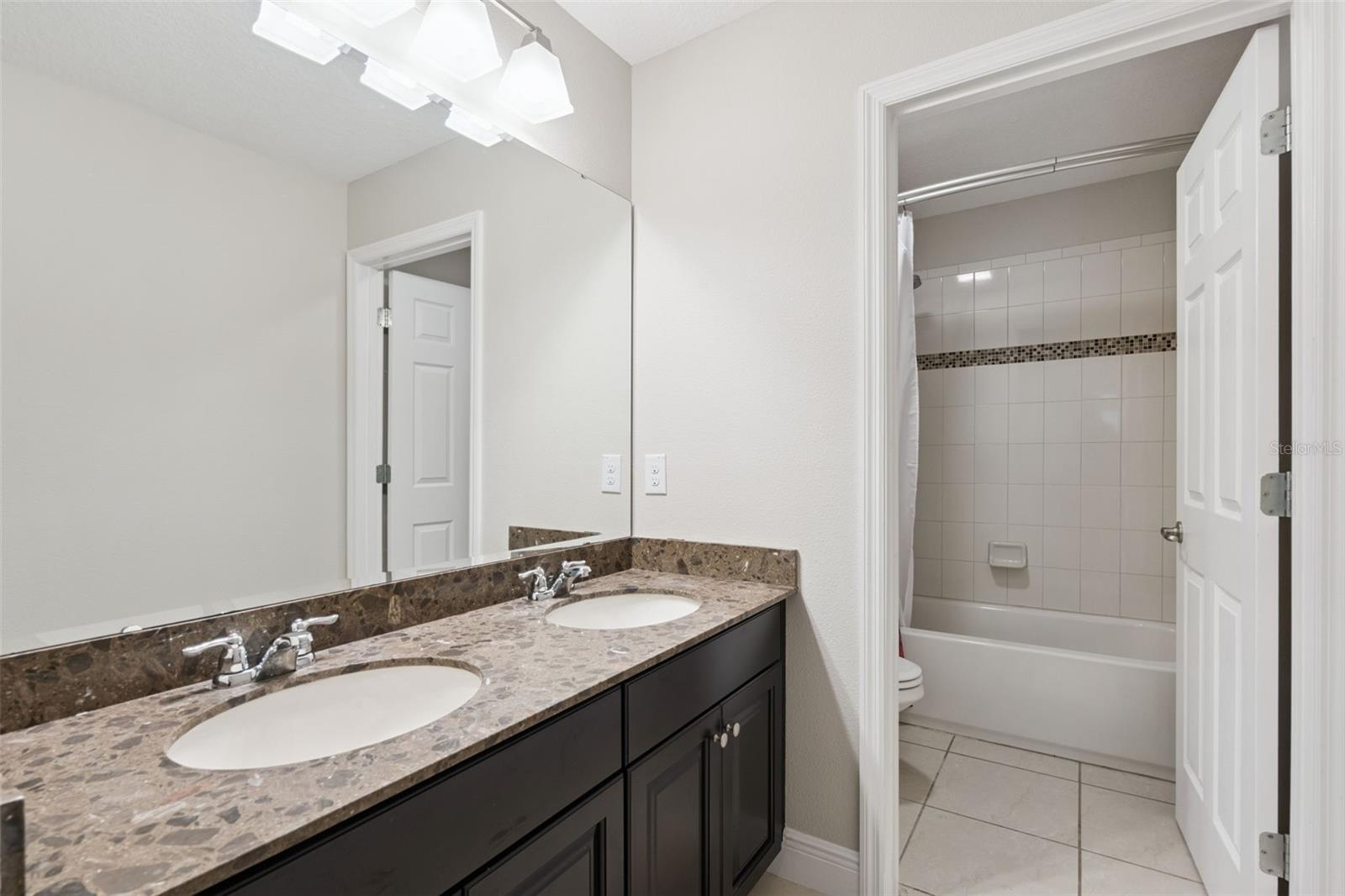 Image 37 of 56 For 14553 Driftwood Court