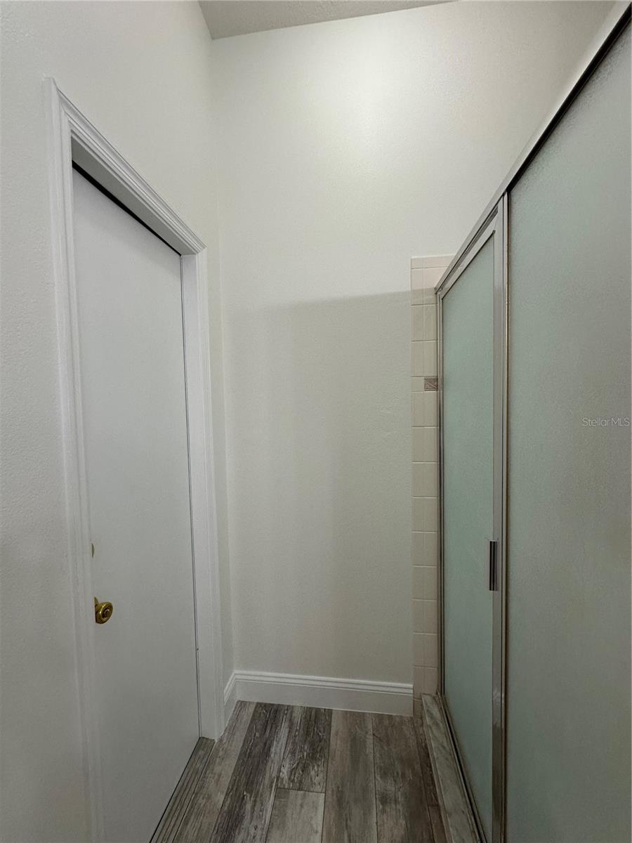 Image 37 of 80 For 10576 Angler Court