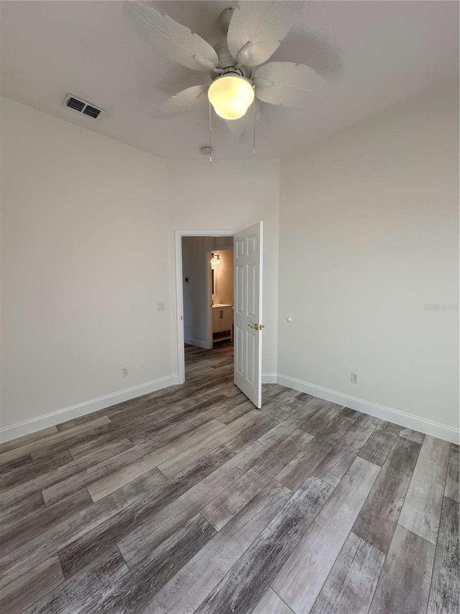 Image 38 of 80 For 10576 Angler Court