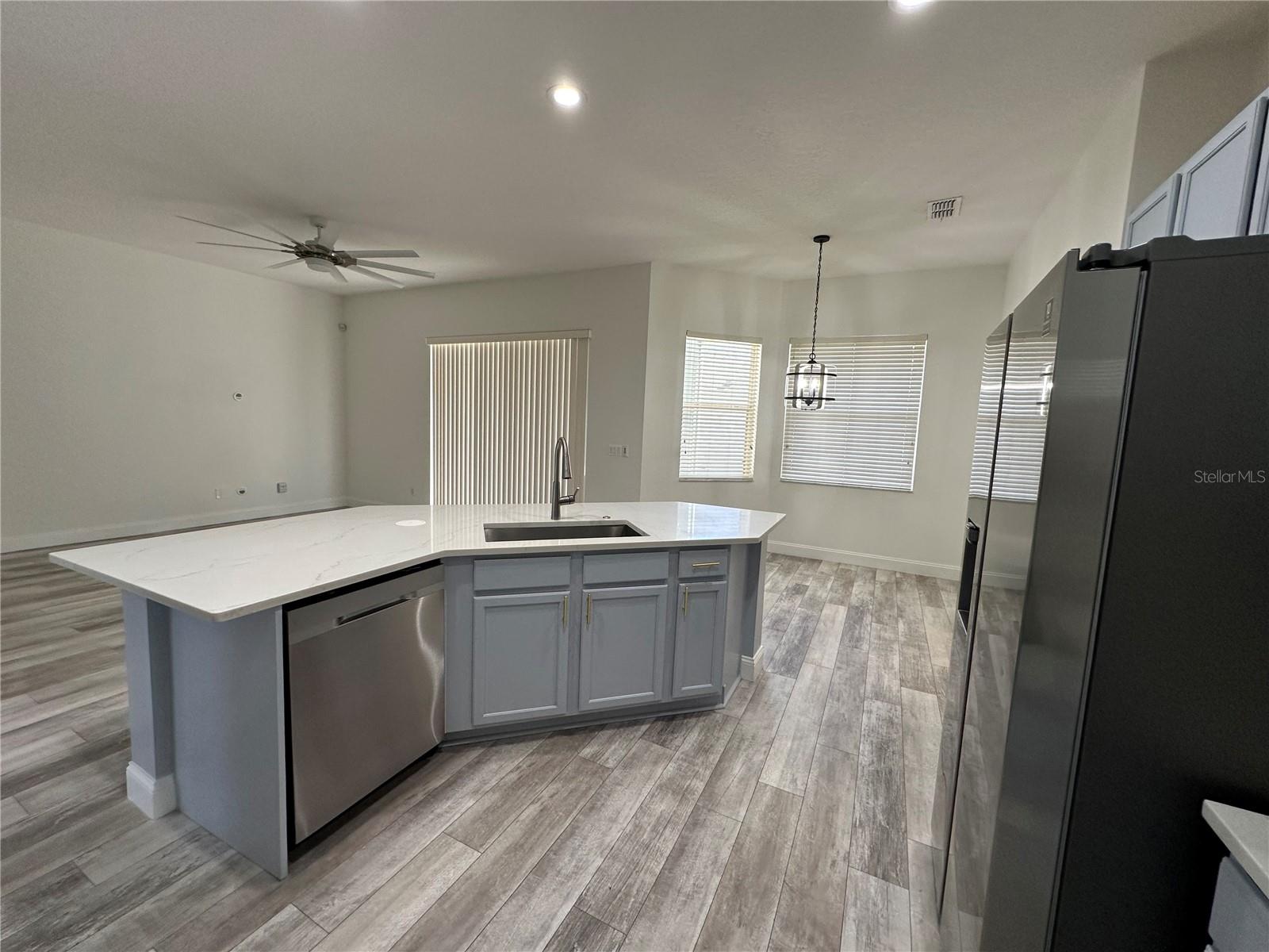 Image 4 of 80 For 10576 Angler Court