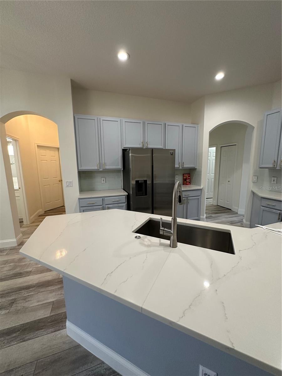 Image 47 of 80 For 10576 Angler Court