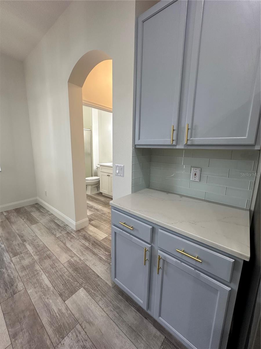 Image 52 of 80 For 10576 Angler Court