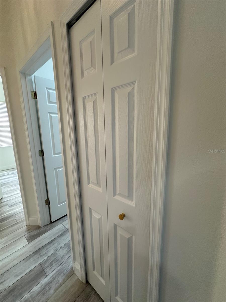 Image 53 of 80 For 10576 Angler Court