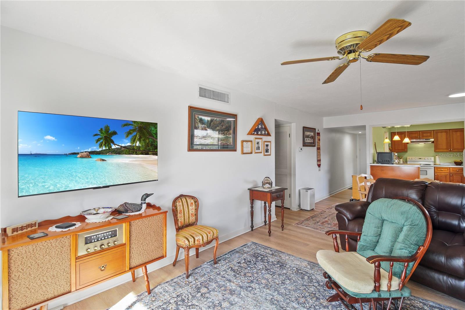 Image 13 of 35 For 1640 Juno Trail 204c