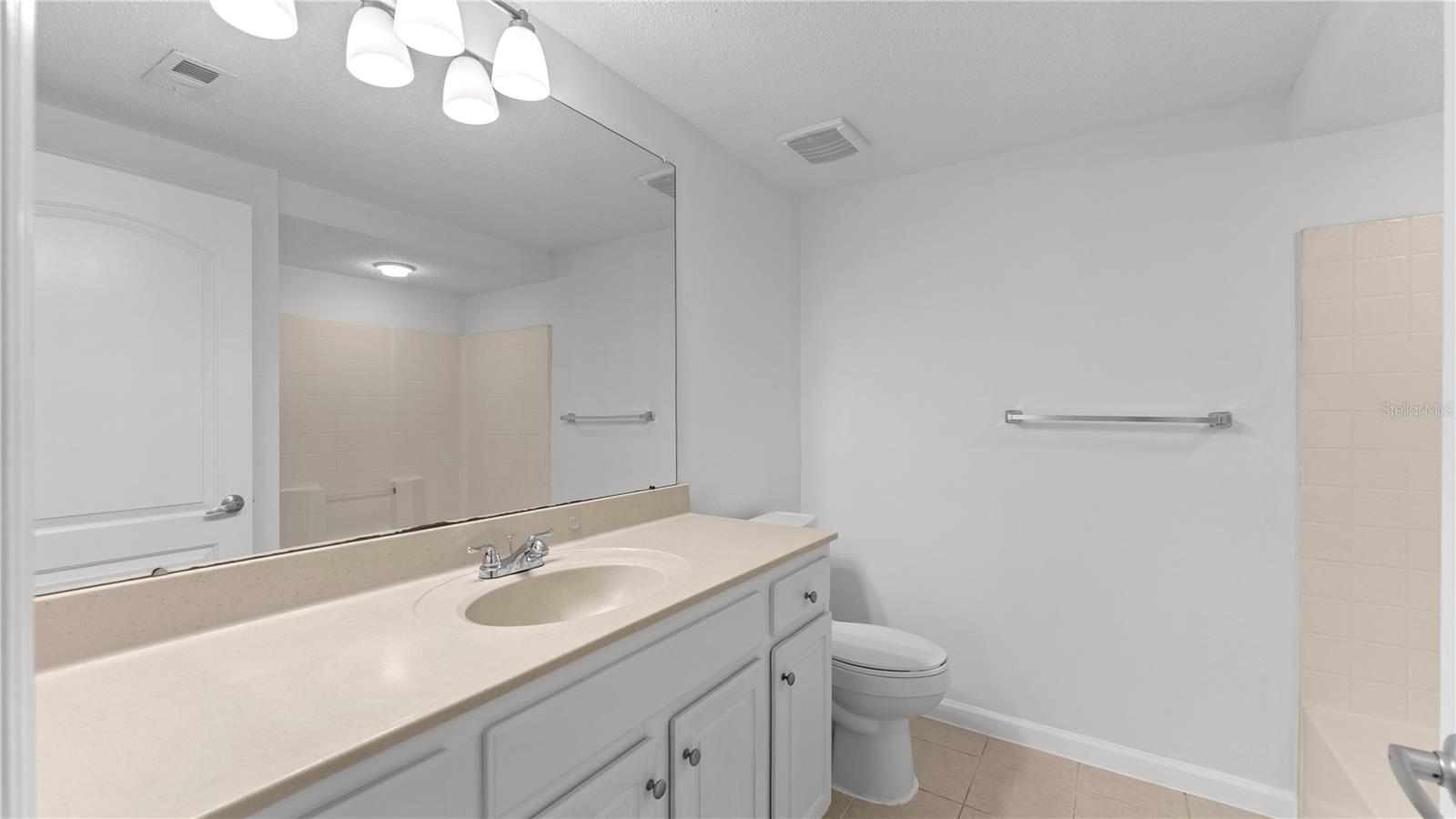 Image 12 of 22 For 12204 Wild Iris Way 103