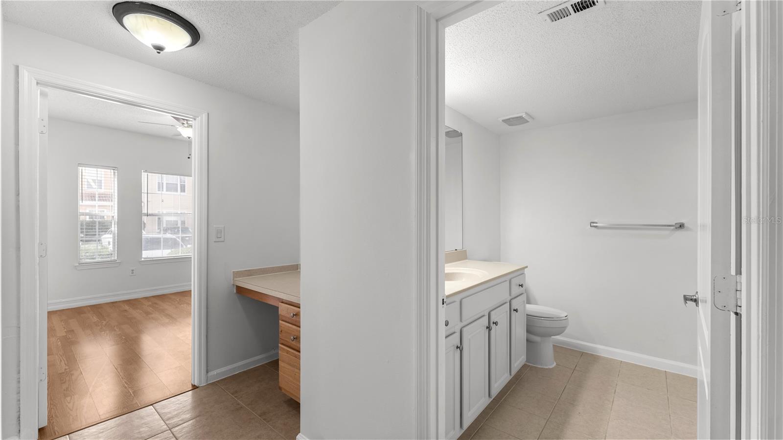 Image 15 of 22 For 12204 Wild Iris Way 103