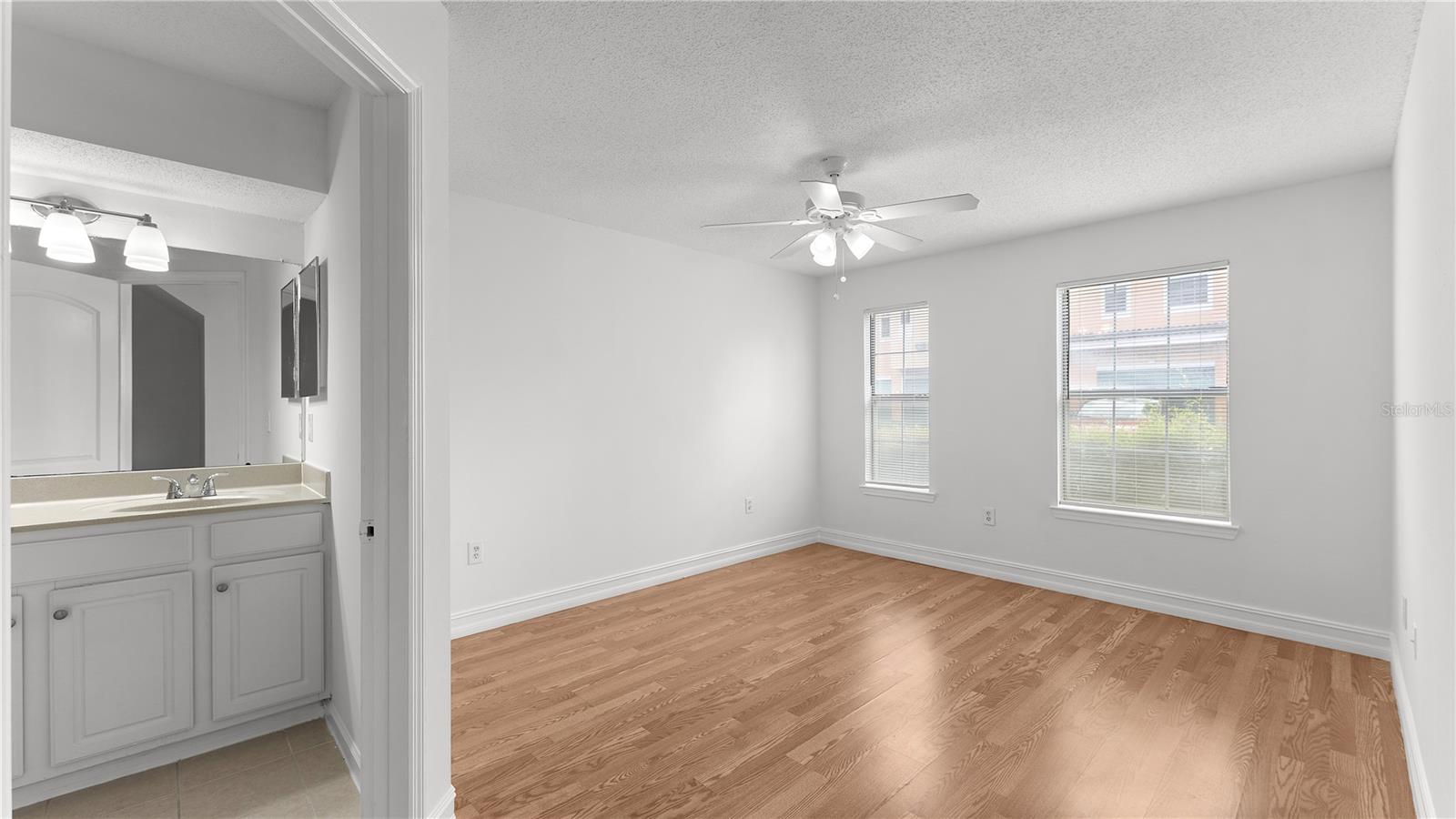 Image 16 of 22 For 12204 Wild Iris Way 103