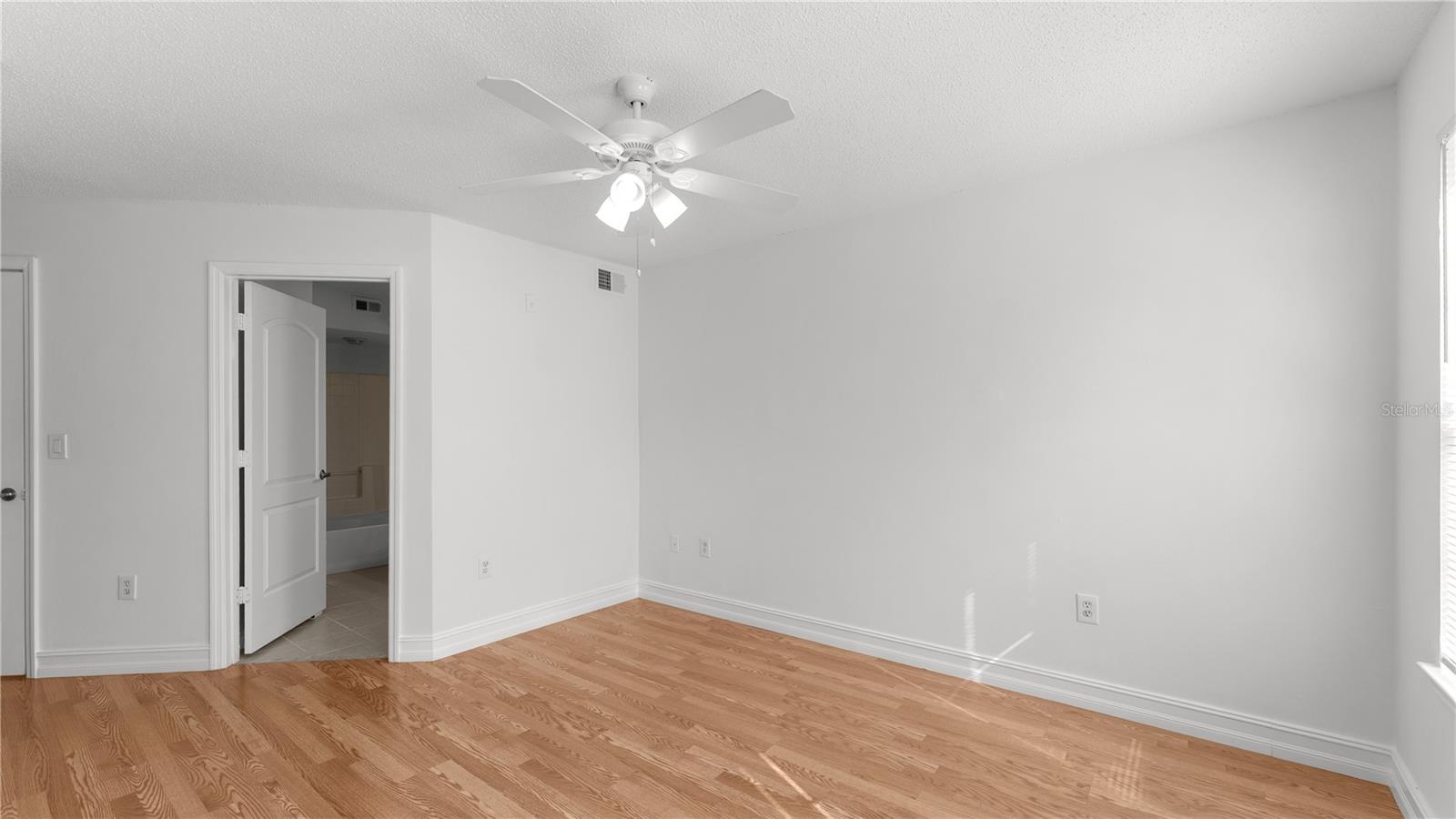 Image 17 of 22 For 12204 Wild Iris Way 103