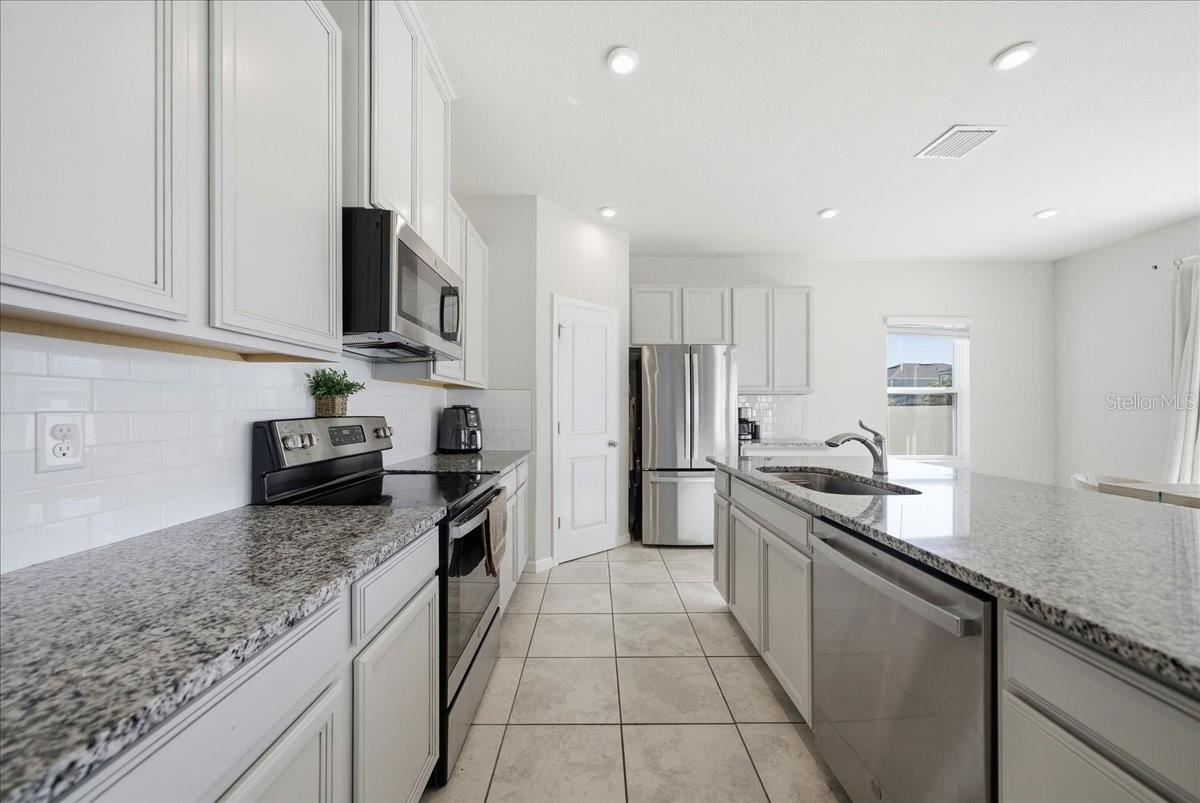 Image 3 of 17 For 5018 Grand Teton Court