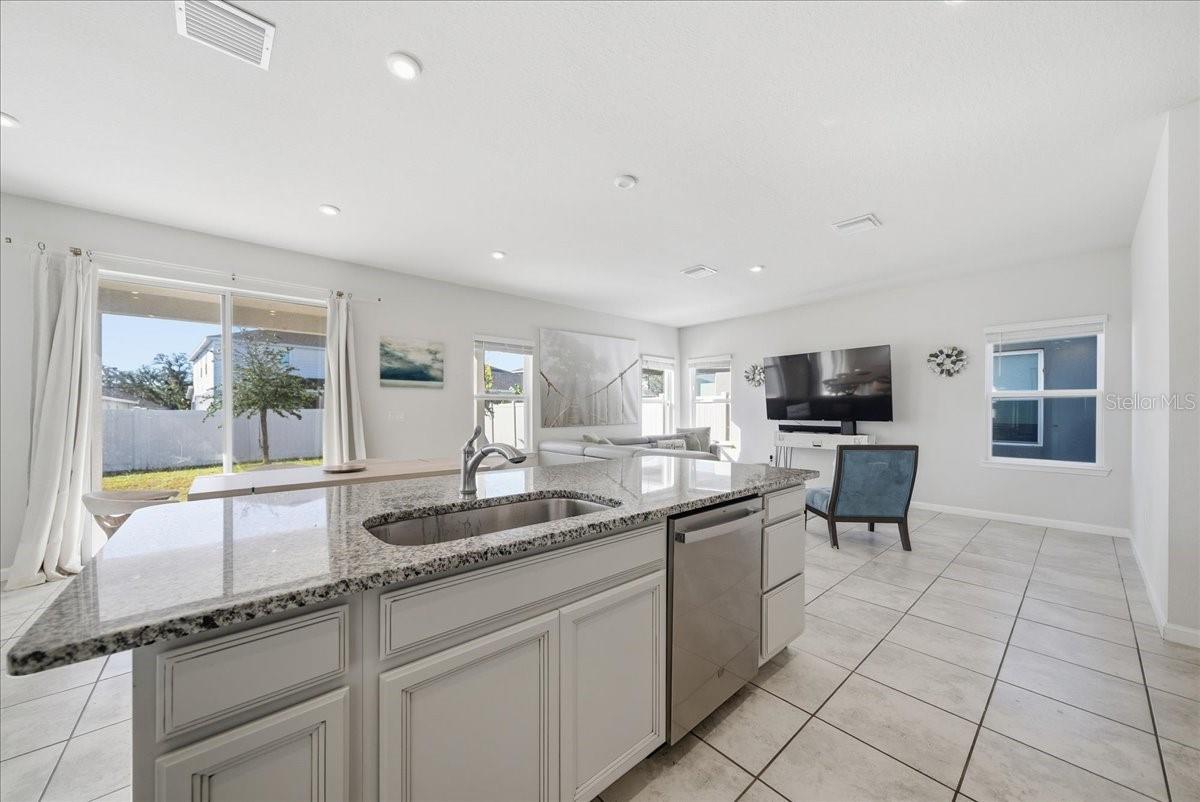 Image 4 of 17 For 5018 Grand Teton Court