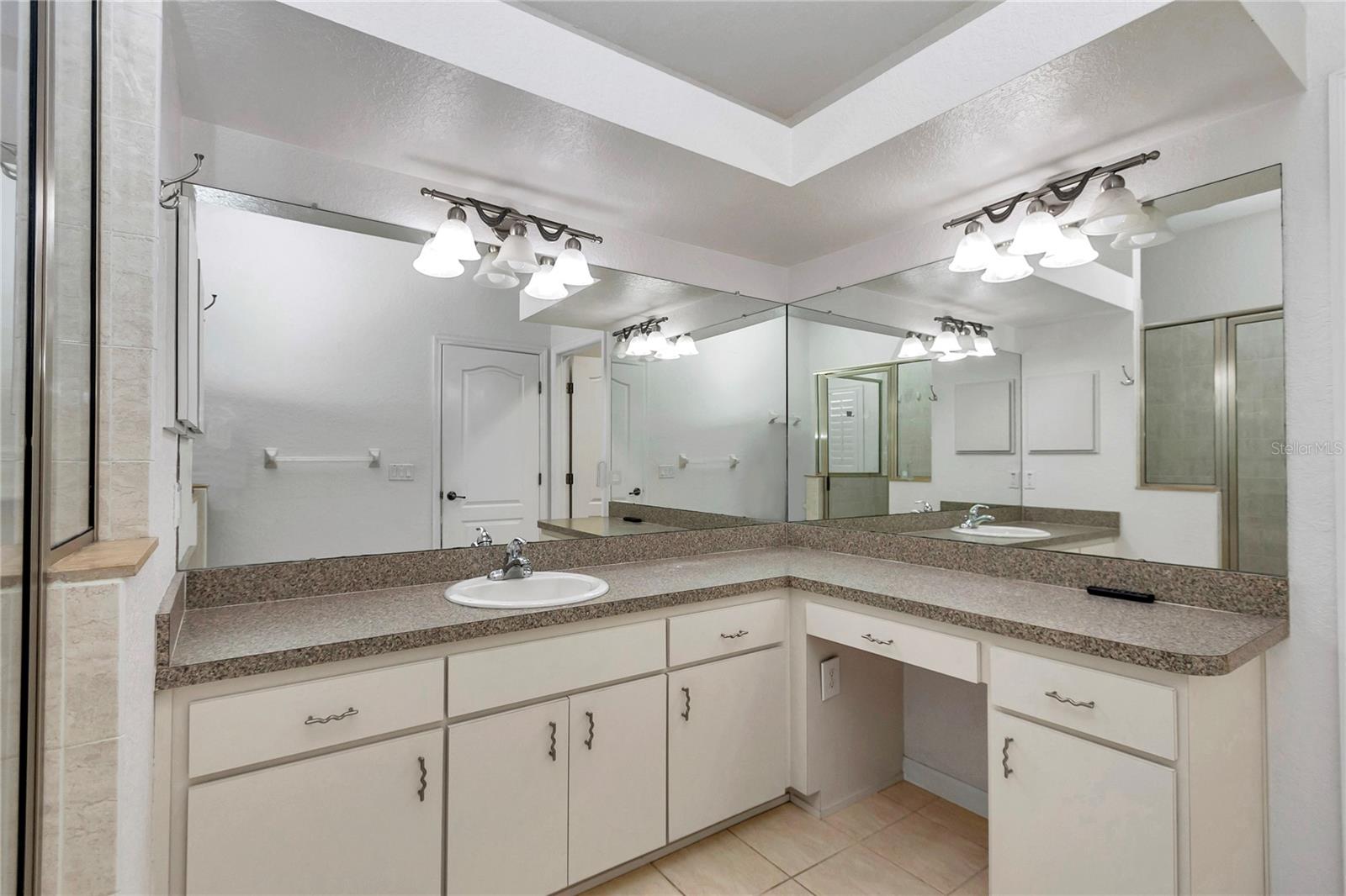 Image 15 of 46 For 5940 Bonview Point