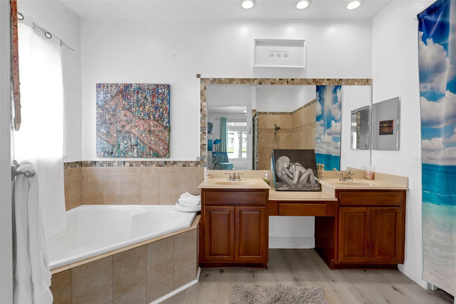 Image 31 of 53 For 16120 Bristol Lake Circle