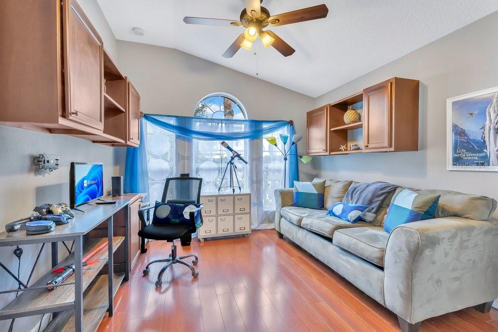 Image 11 of 37 For 12126 Citruswood Drive