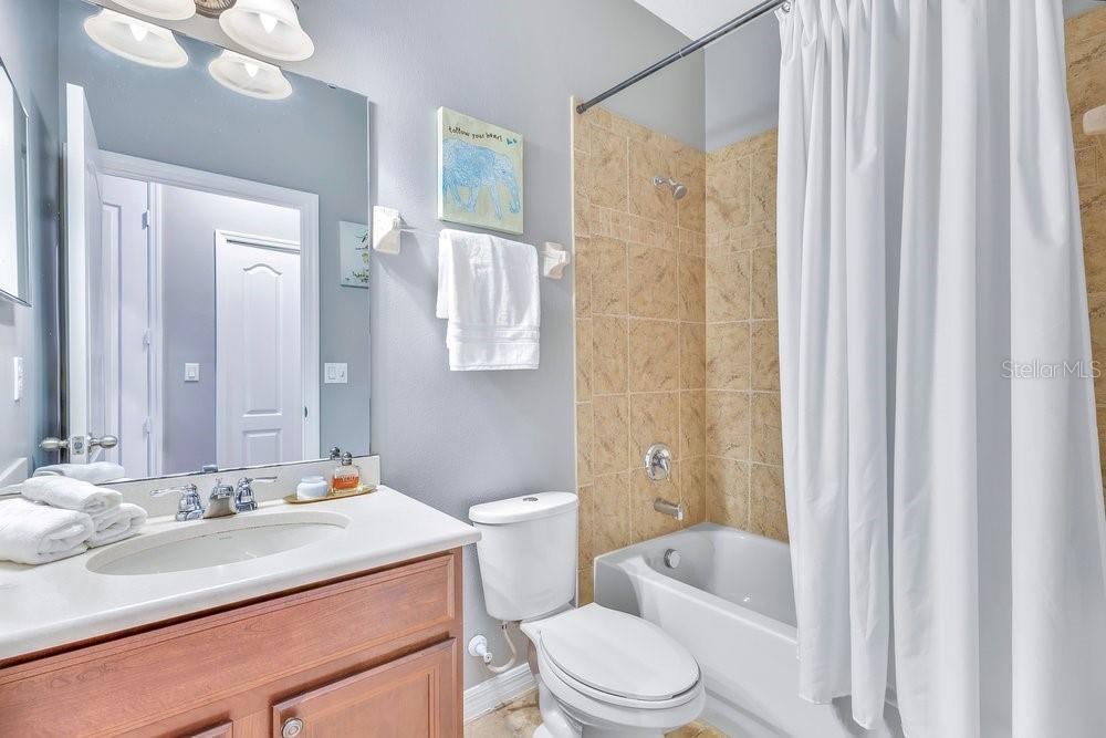 Image 17 of 37 For 12126 Citruswood Drive