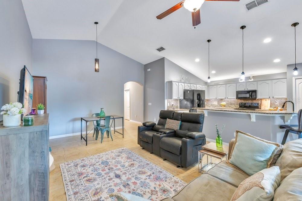 Image 4 of 37 For 12126 Citruswood Drive