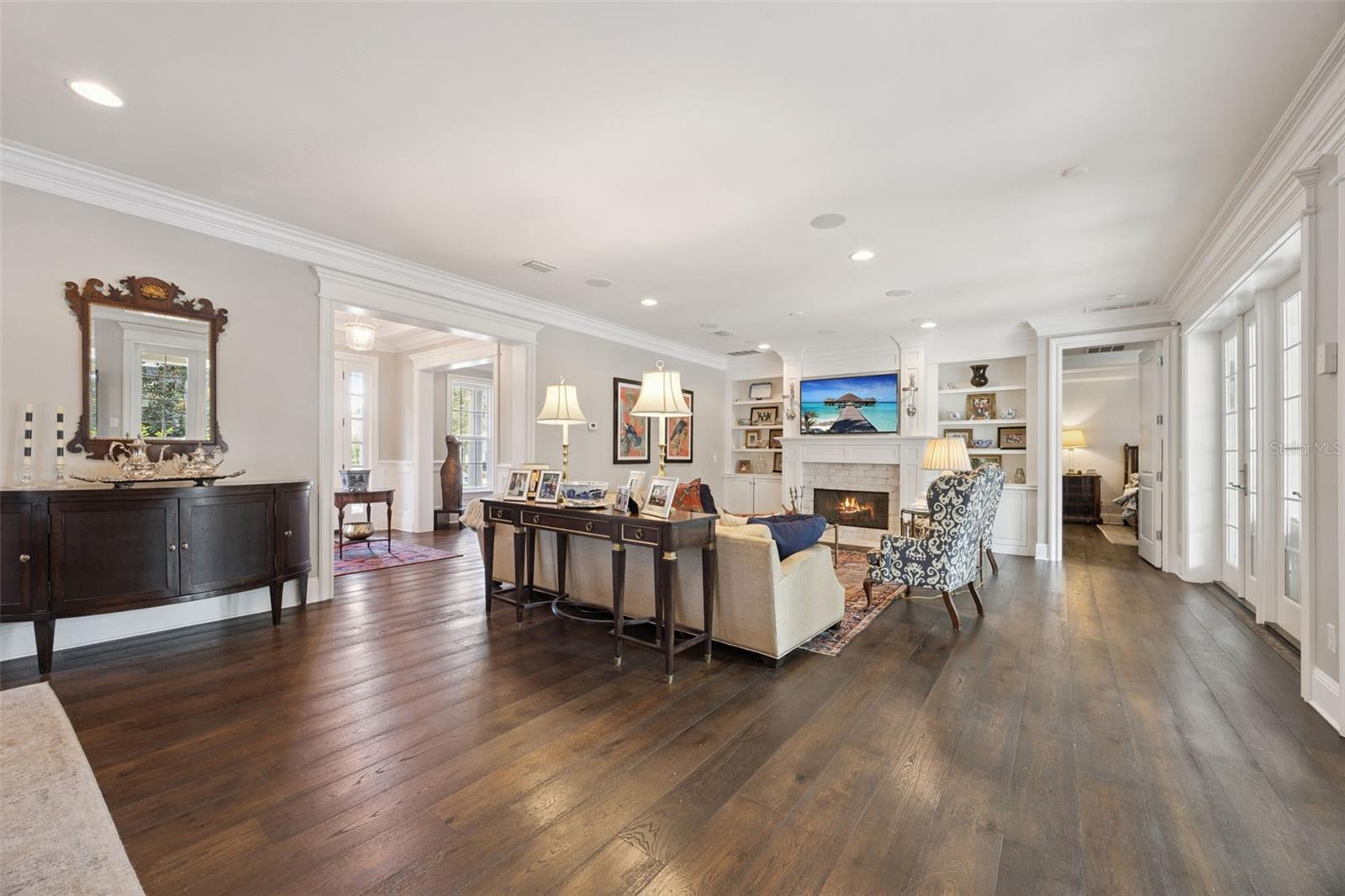 Image 9 of 64 For 670 Williams Drive