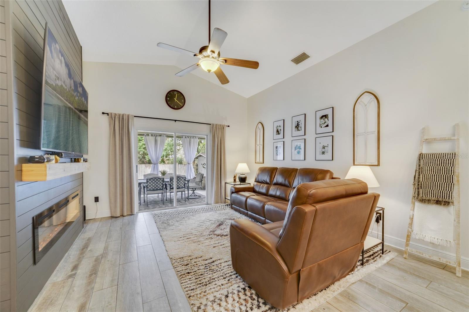 Image 10 of 25 For 135 9th Street