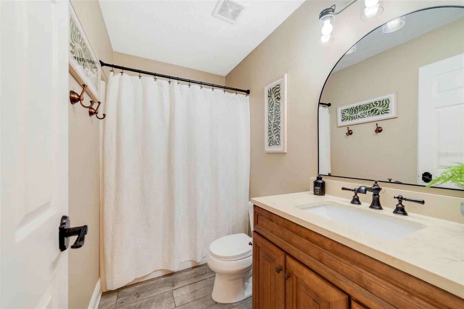 Image 16 of 25 For 135 9th Street