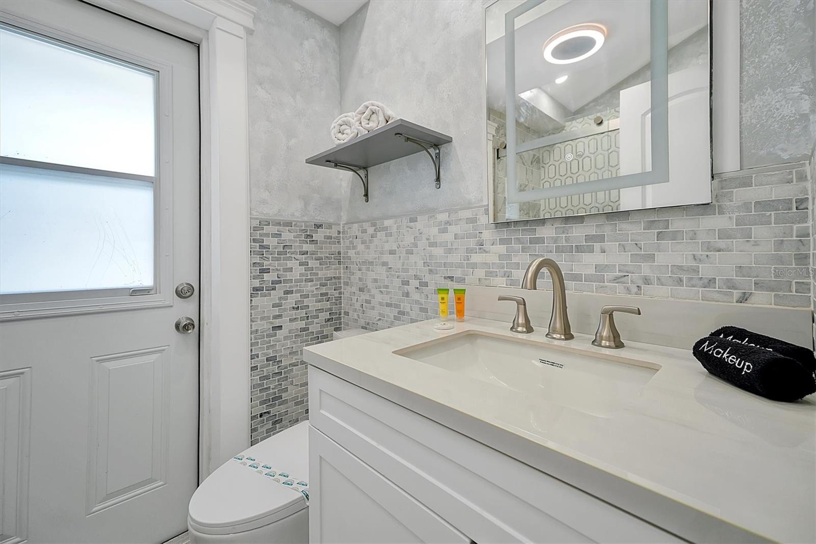 Image 17 of 31 For 1568 Oak Leaf Lane