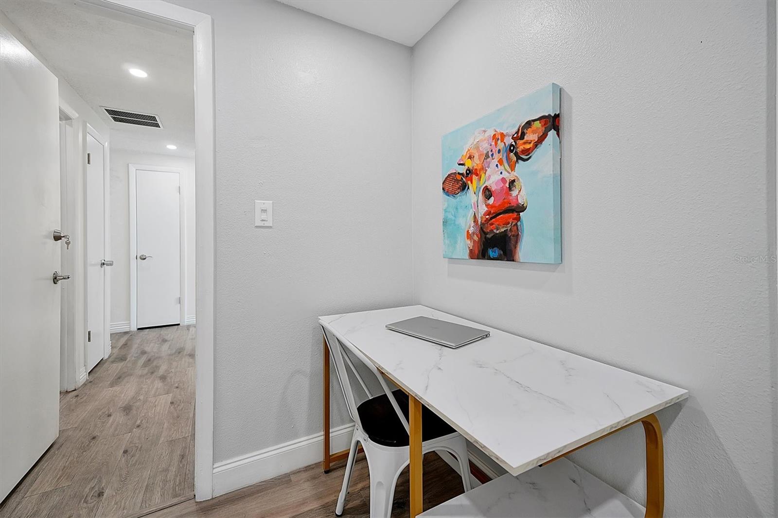 Image 25 of 31 For 1568 Oak Leaf Lane