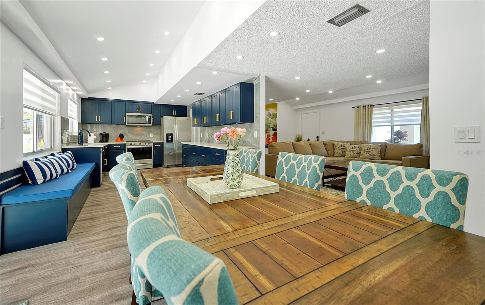 Image 9 of 31 For 1568 Oak Leaf Lane