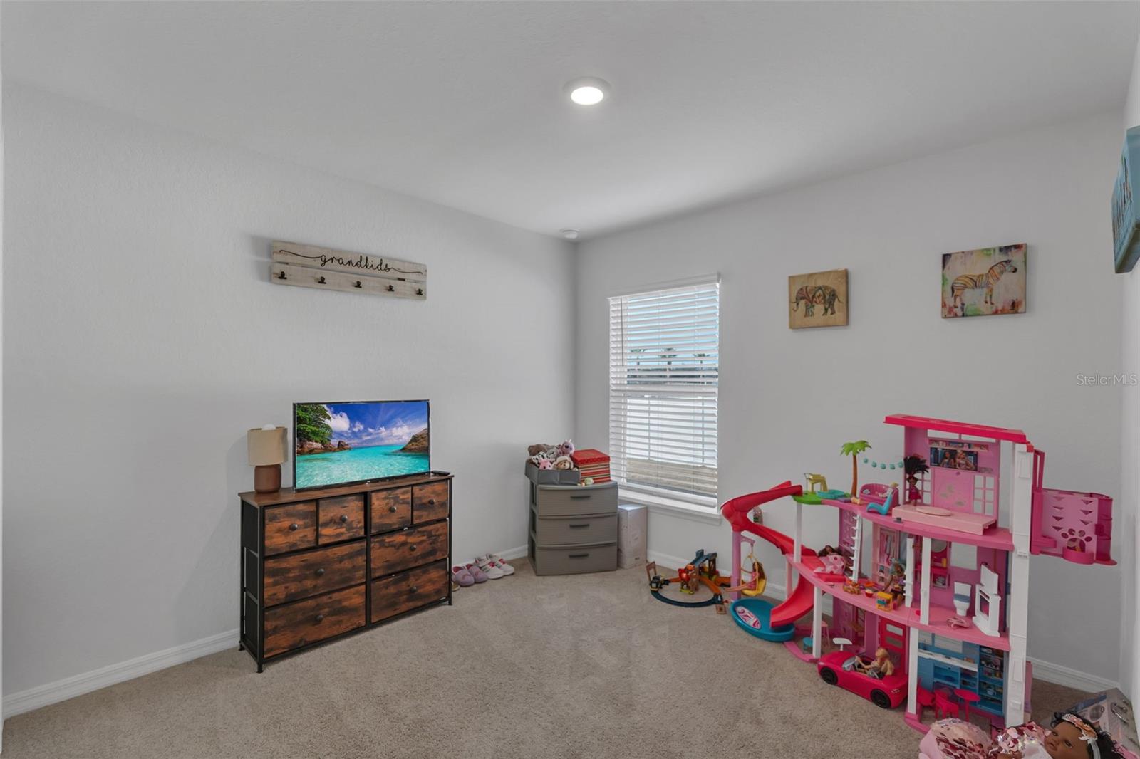 Image 18 of 52 For 4820 91st Place