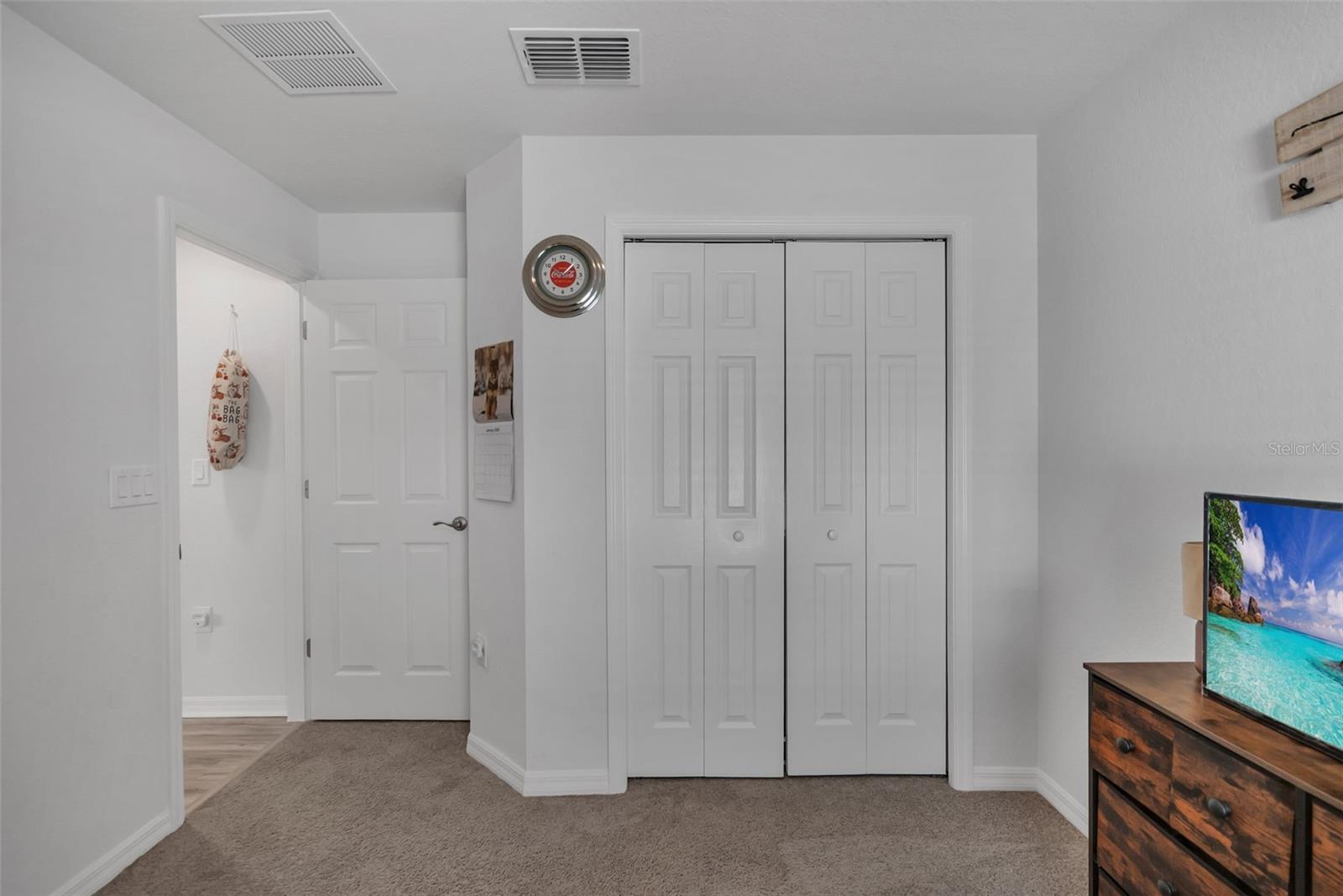 Image 19 of 52 For 4820 91st Place