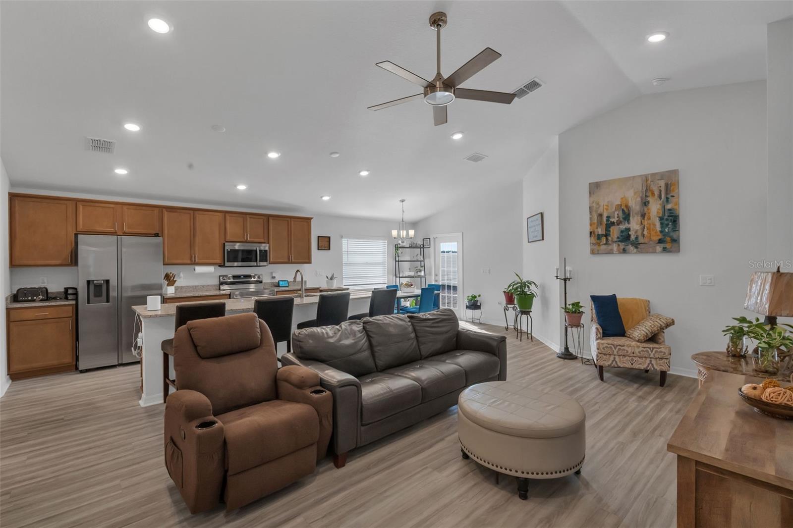 Image 2 of 52 For 4820 91st Place