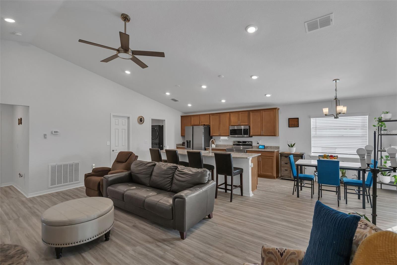 Image 20 of 52 For 4820 91st Place