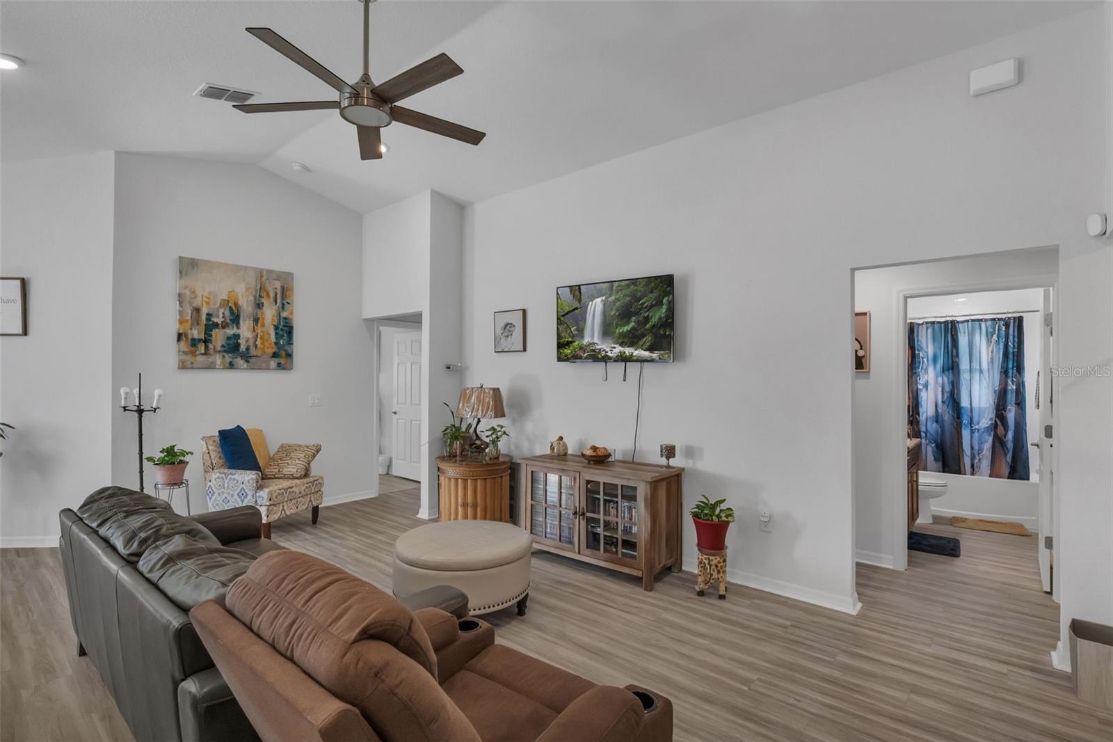 Image 7 of 52 For 4820 91st Place