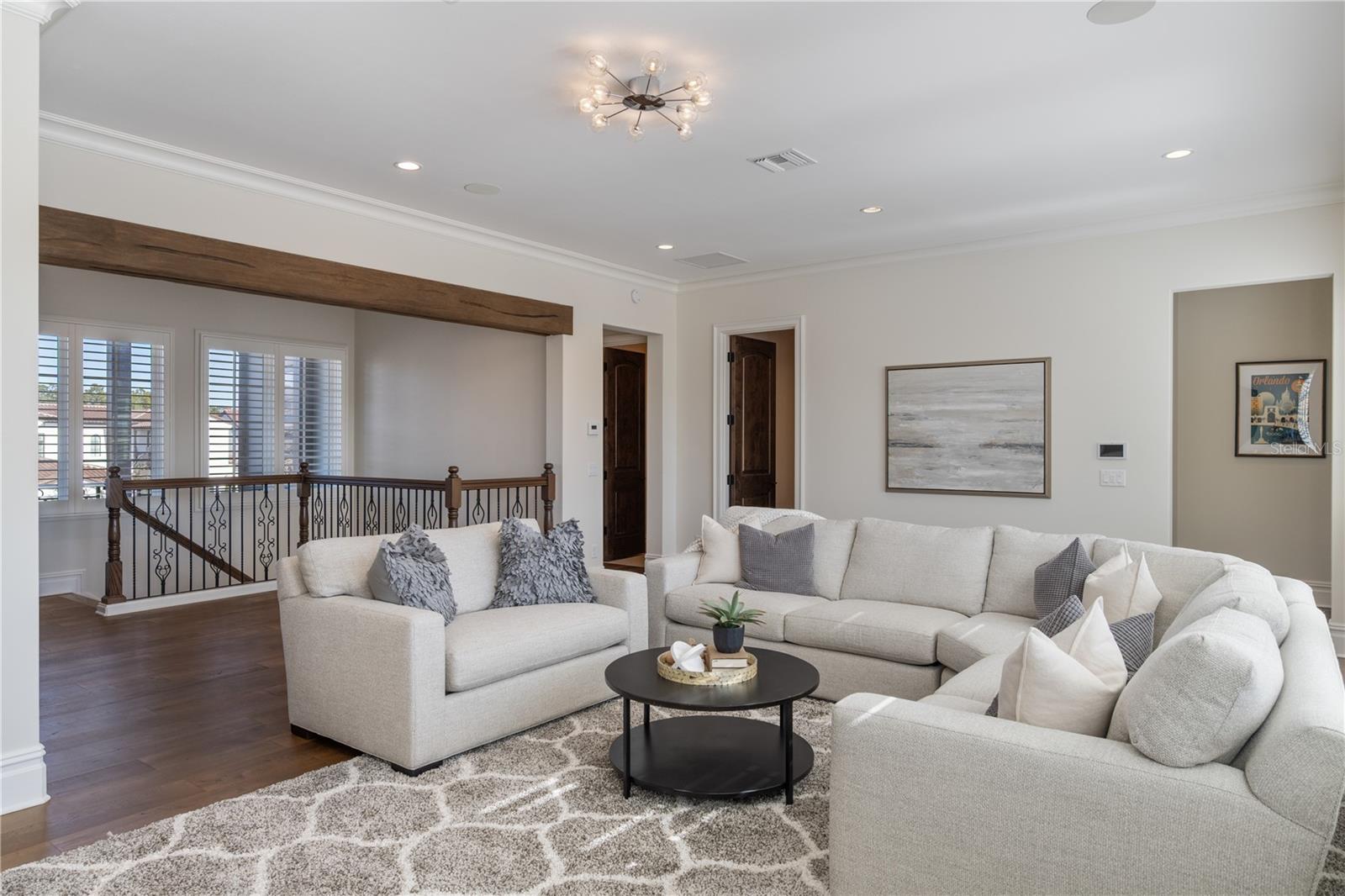 Image 21 of 45 For 10443 Los Feliz Drive