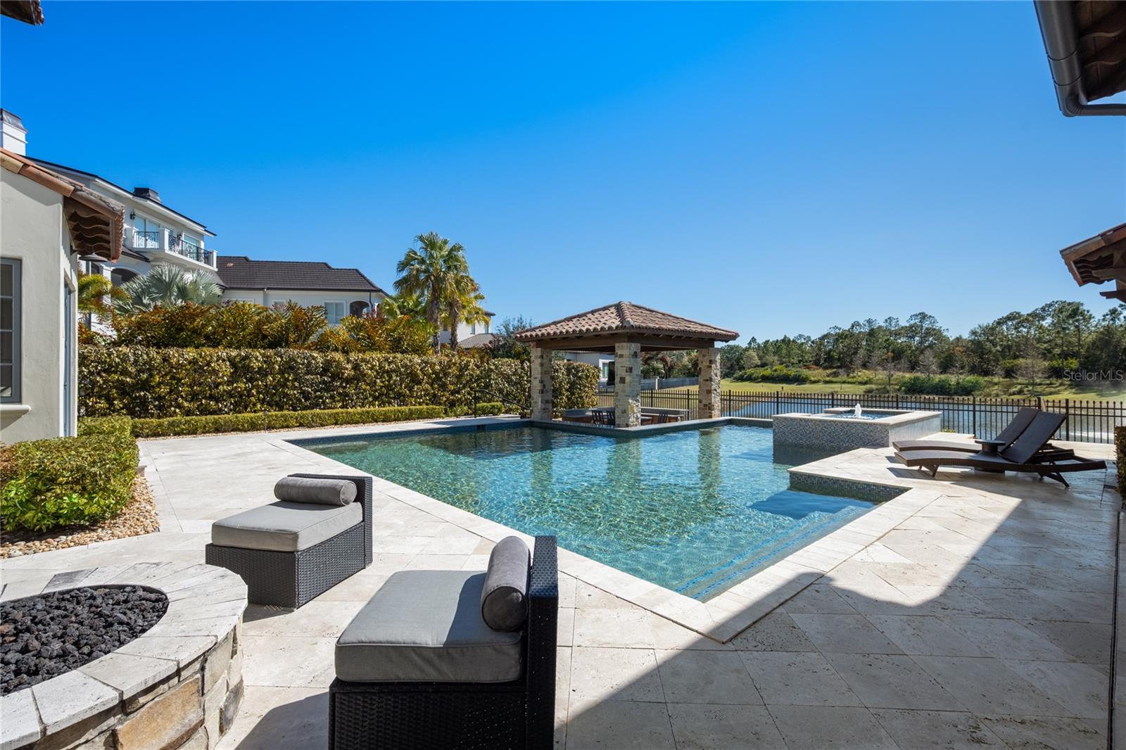 Image 29 of 45 For 10443 Los Feliz Drive