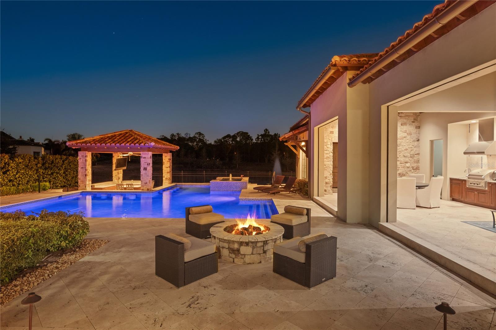 Image 3 of 45 For 10443 Los Feliz Drive