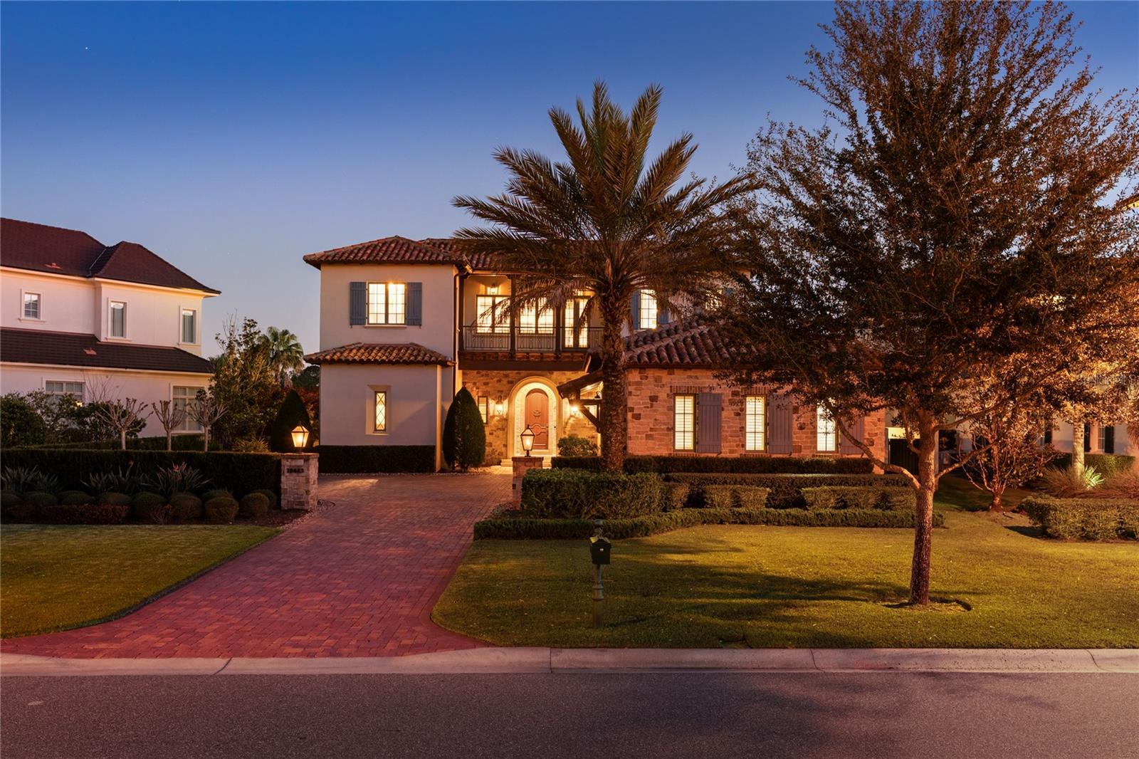 Image 42 of 45 For 10443 Los Feliz Drive