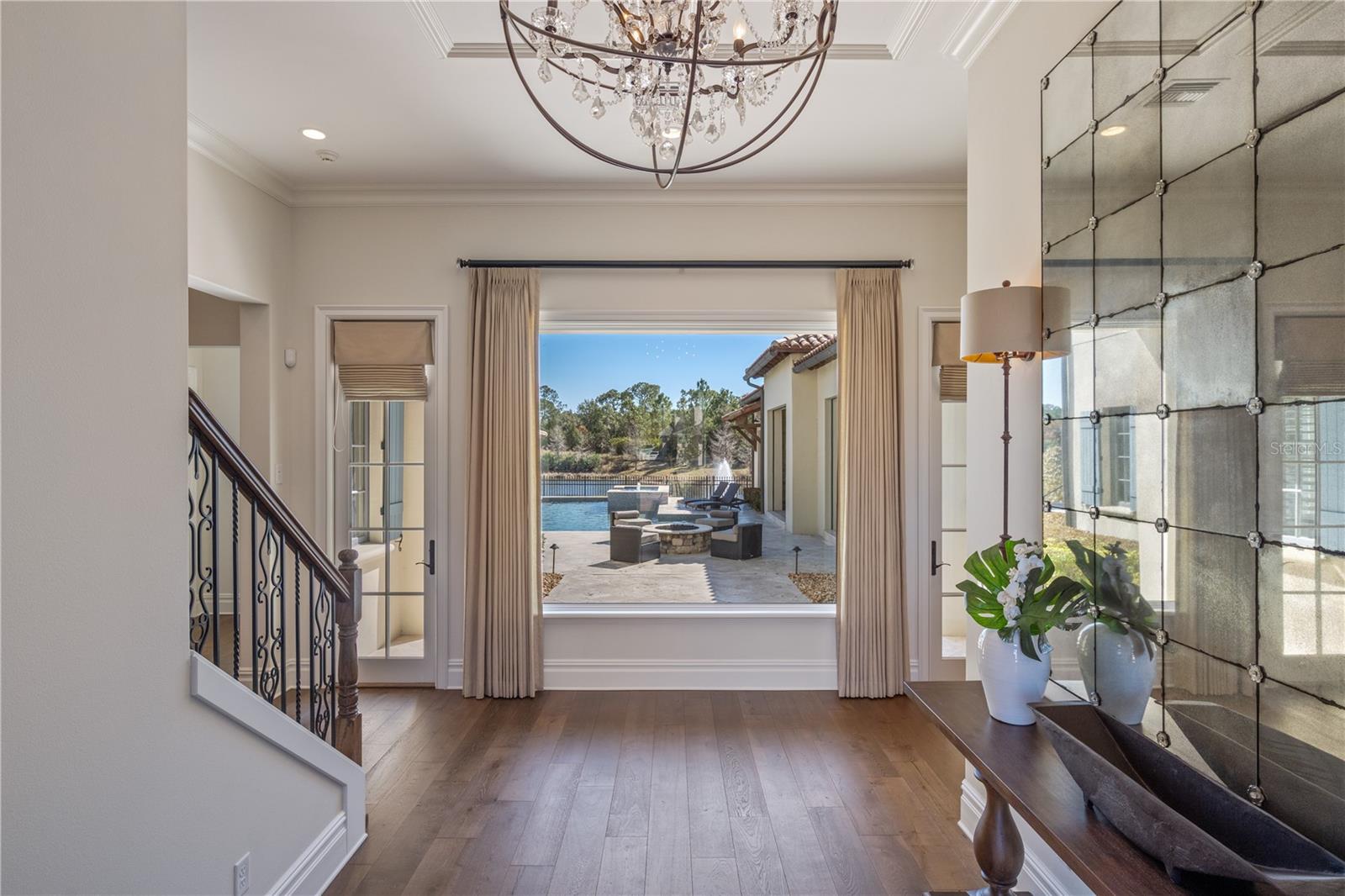 Image 5 of 45 For 10443 Los Feliz Drive