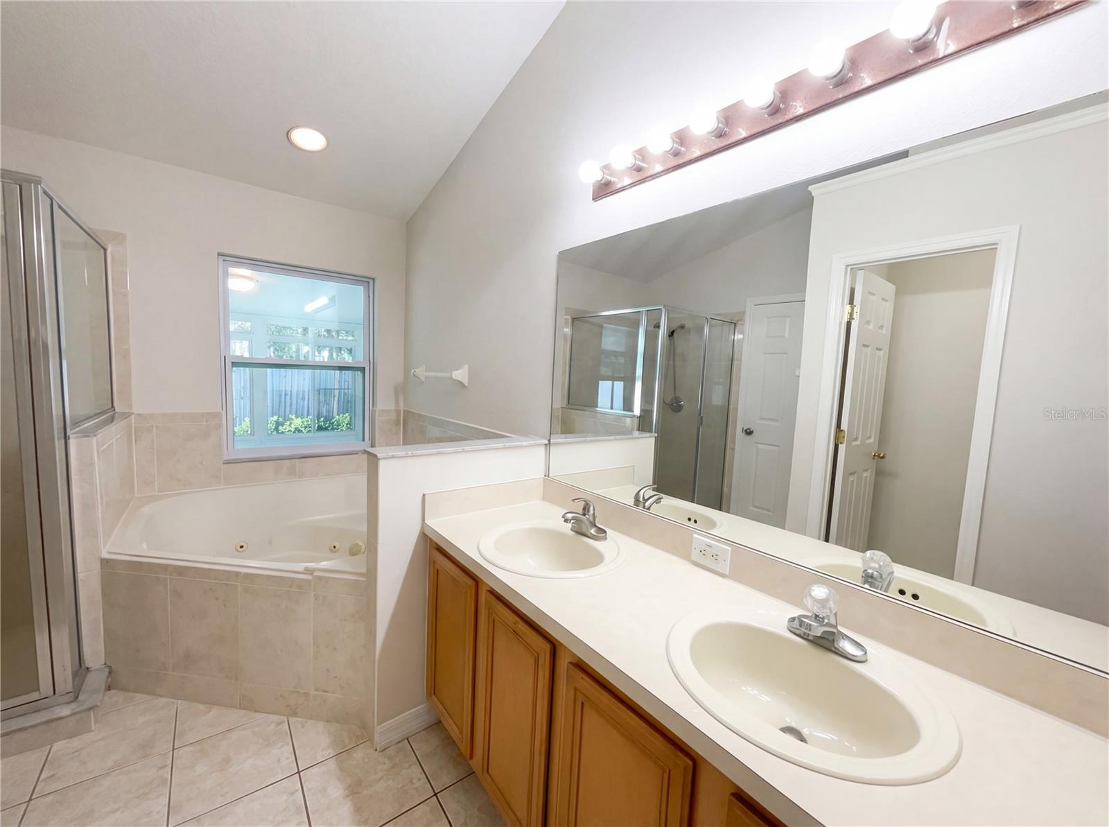 Image 21 of 26 For 18915 Nest Fern Circle