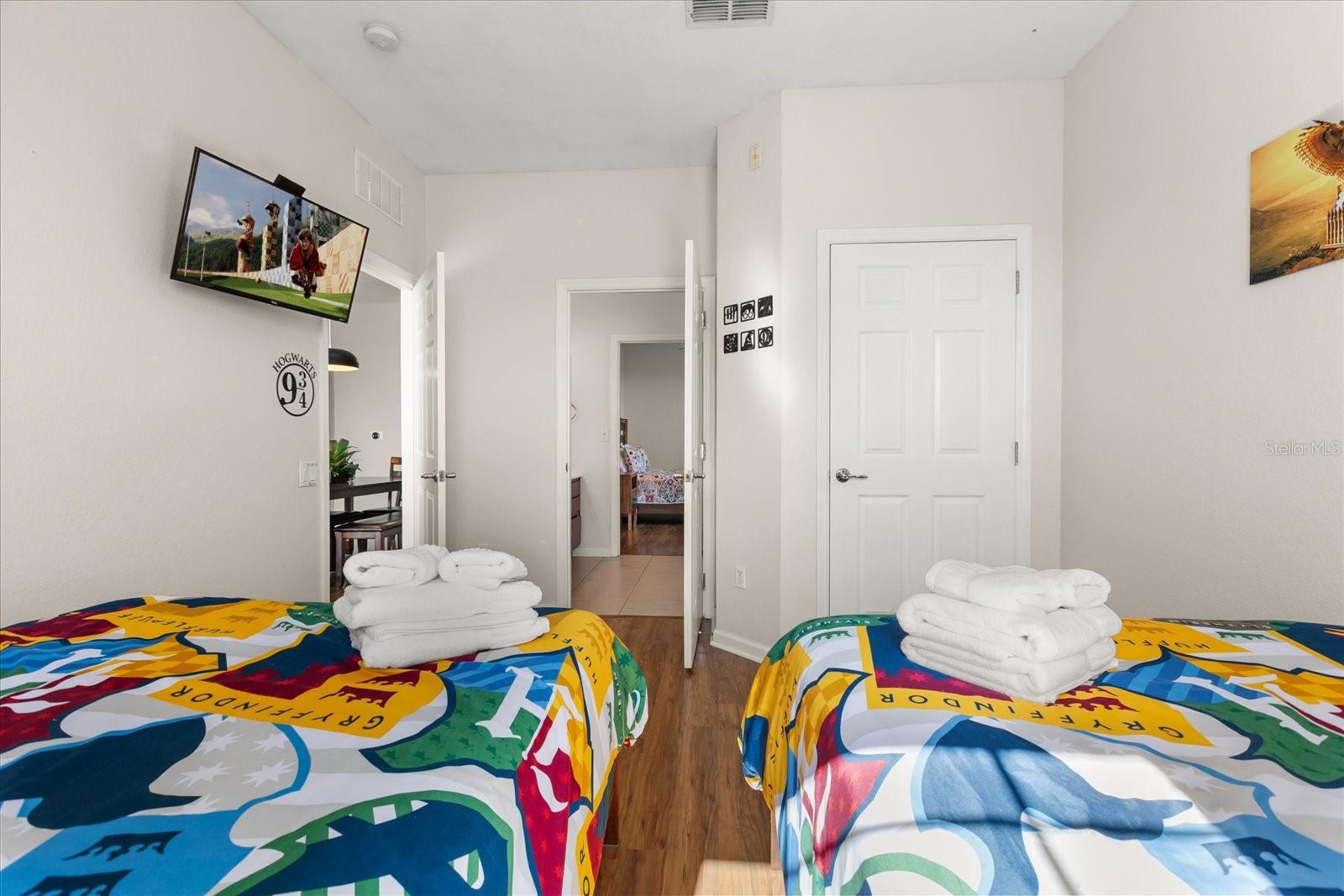 Image 23 of 48 For 4024 Breakview Drive 40304