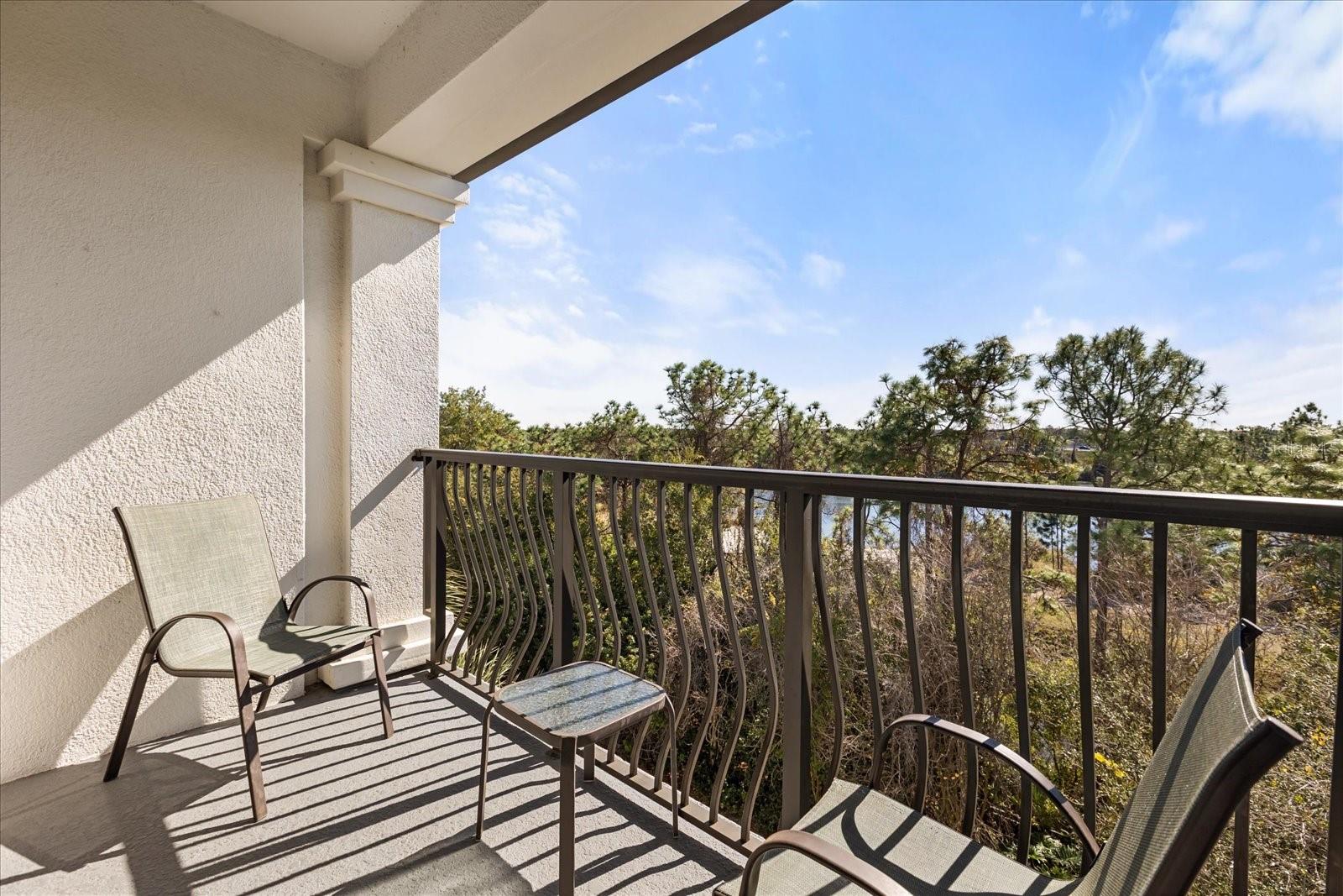 Image 5 of 48 For 4024 Breakview Drive 40304