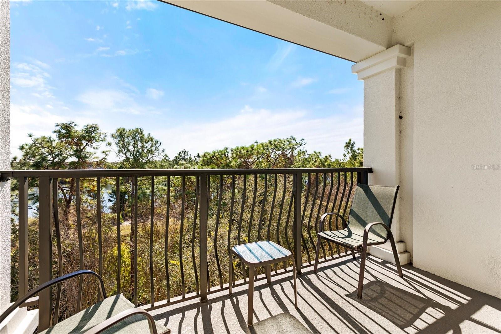 Image 6 of 48 For 4024 Breakview Drive 40304